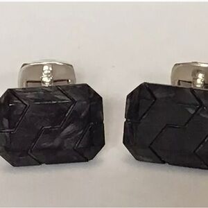 David Yurman Men’s Forged Carbon and Sterling Silver Cufflinks NWT The cross